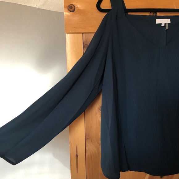 1. State XL dark green cold shoulder blouse - Picture 2 of 3